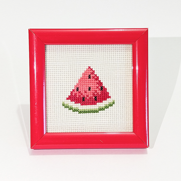 საზამთრო - კანვაზე ქარგვა